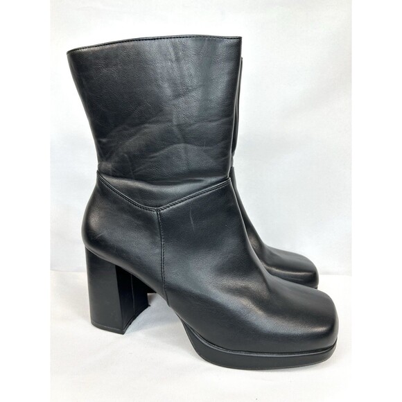 Torrid Black Chunky Platform Combat Boots Women’s Size 13W Whimsigoth Mob Wife - Picture 1 of 13